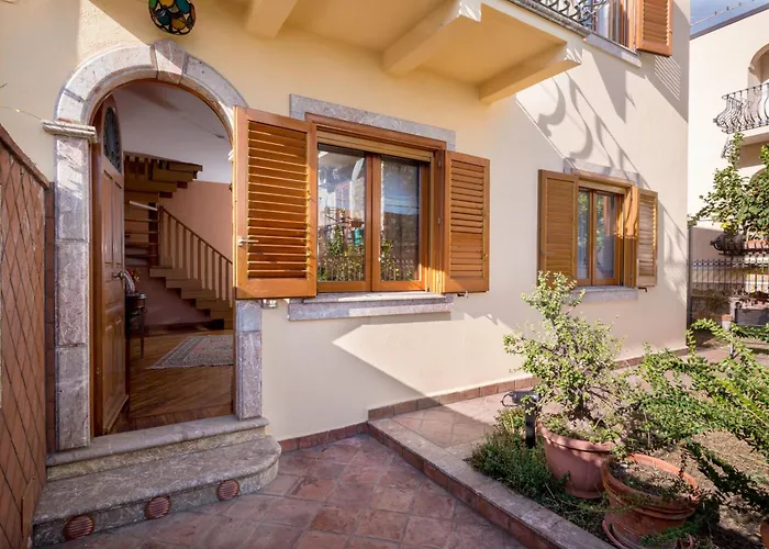 Casa Santina * تاورمينا