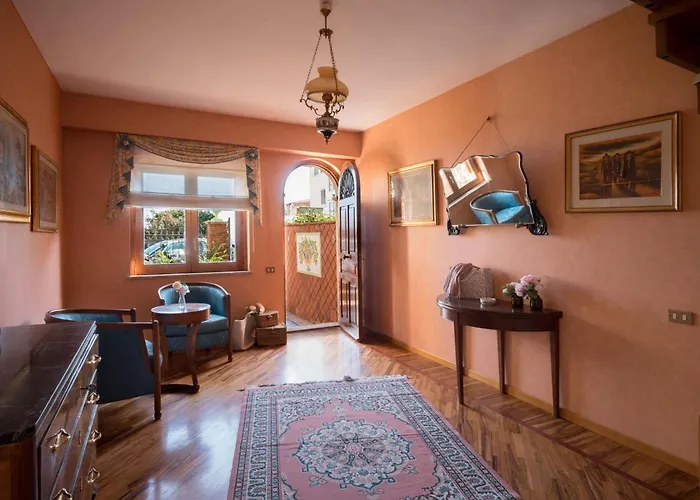 Casa Santina تاورمينا